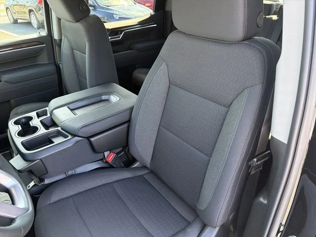 New 2026 Onyx Black GMC SLE image 19
