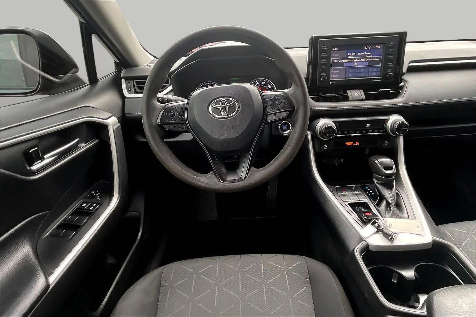 Used 2021 Magnetic Gray Metallic Toyota XLE image 6