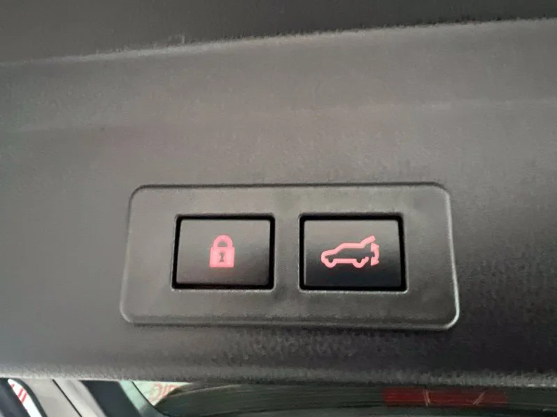 Used 2024 Gray Subaru Onyx Edition image 9