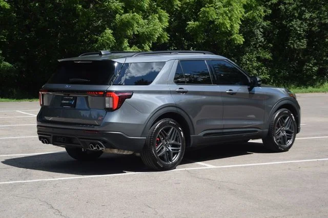 Used 2025 Gray Ford ST image 26