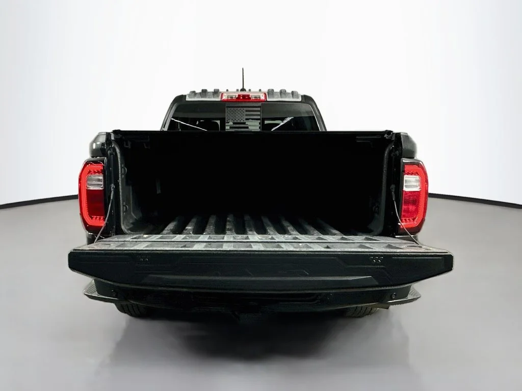 Used 2024 Onyx Black GMC AT4 image 29