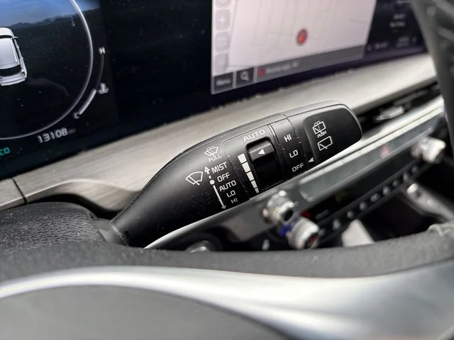 Used 2025 Black Kia SX-Prestige X-Line image 29