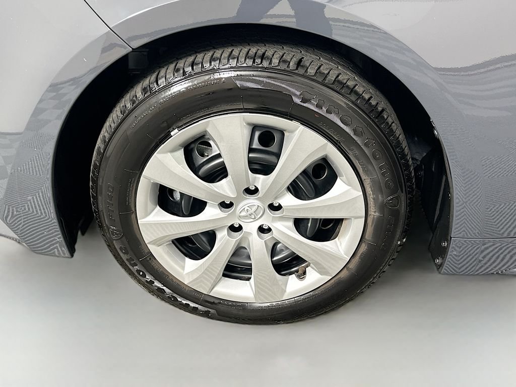 Used 2026  Toyota LE image 30