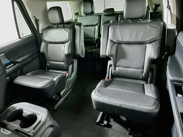 New 2027 Ford Expedition Platinum