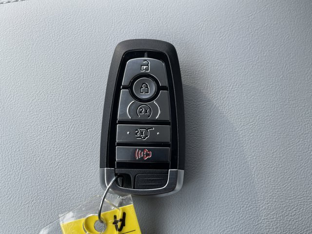 New 2026 Star White Metallic Tri-Coat Ford Platinum™ image 19