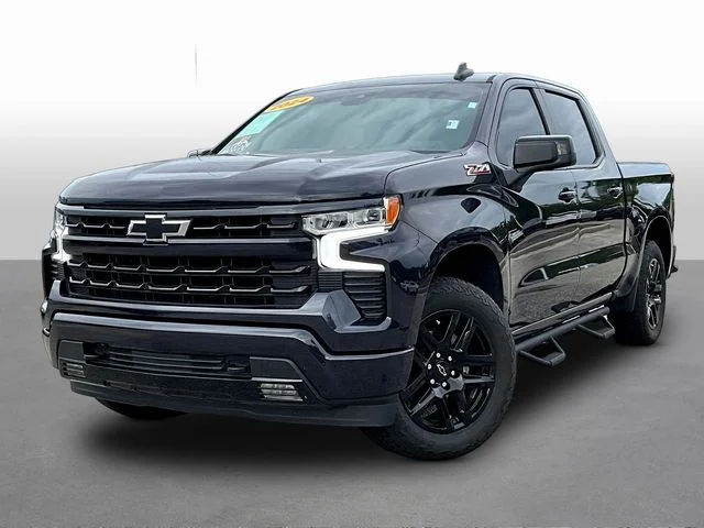 Used 2024 Gray Chevrolet RST image 3