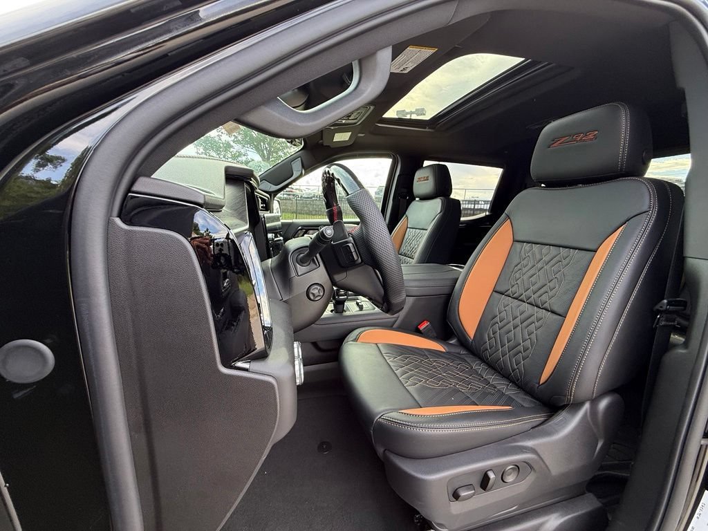 New 2026 Onyx Black GMC AT4 image 5