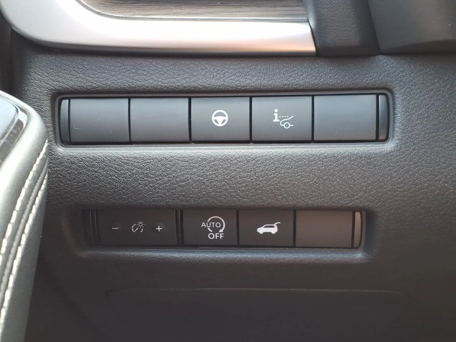 2026 Nissan Rogue Platinum Silver at Robbins Nissan