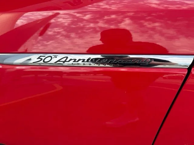 Used 2005 Torch Red Ford Base image 8