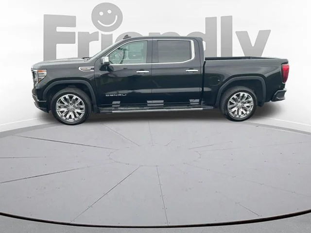 Used 2022 Black GMC Denali image 8