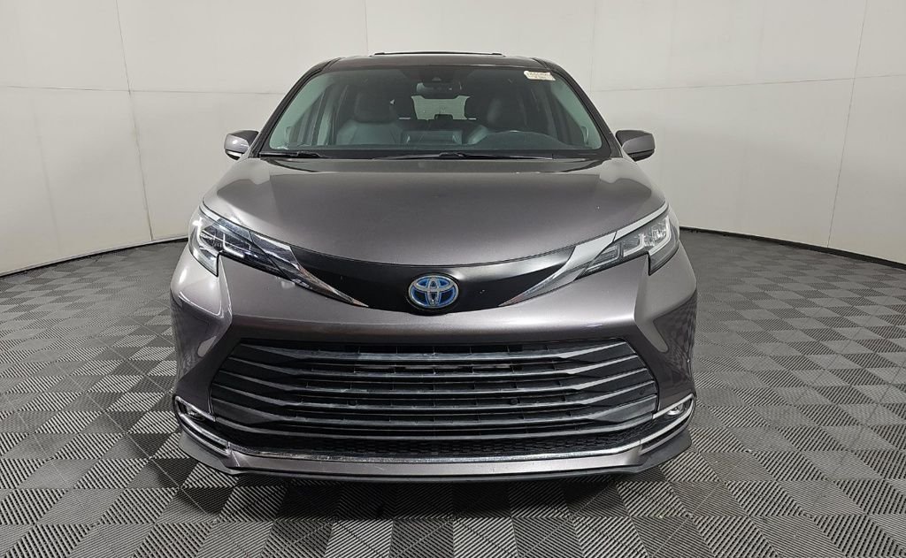 Used 2021 Gray Toyota XLE image 12