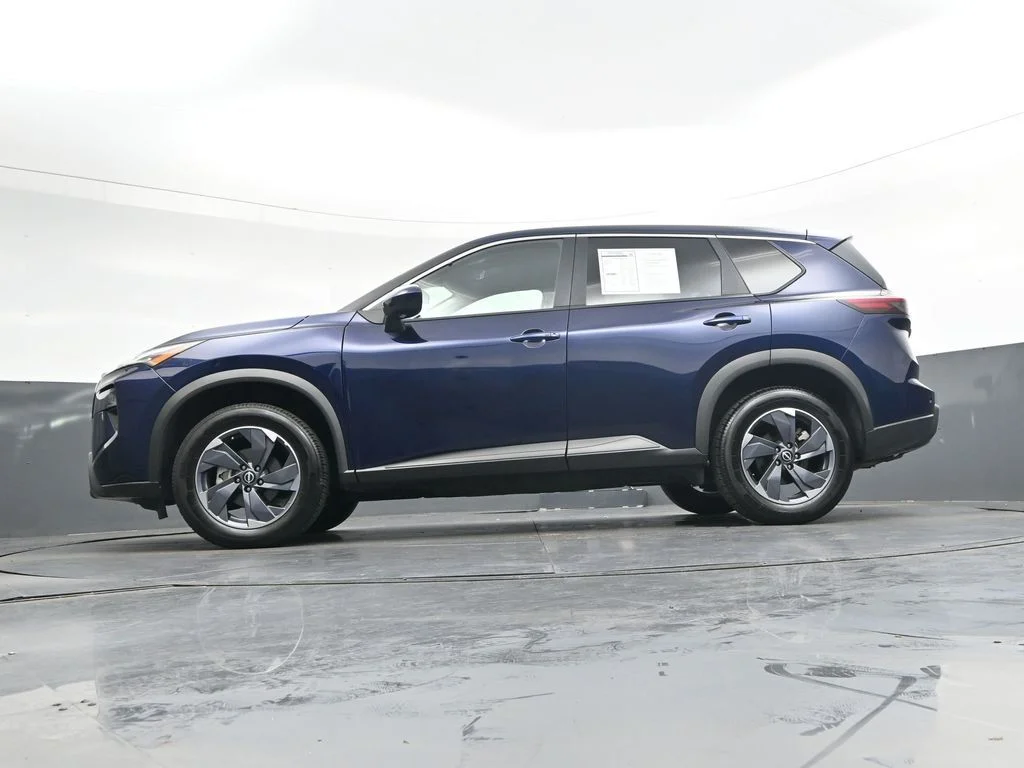 Used 2025 Blue Nissan SV image 48
