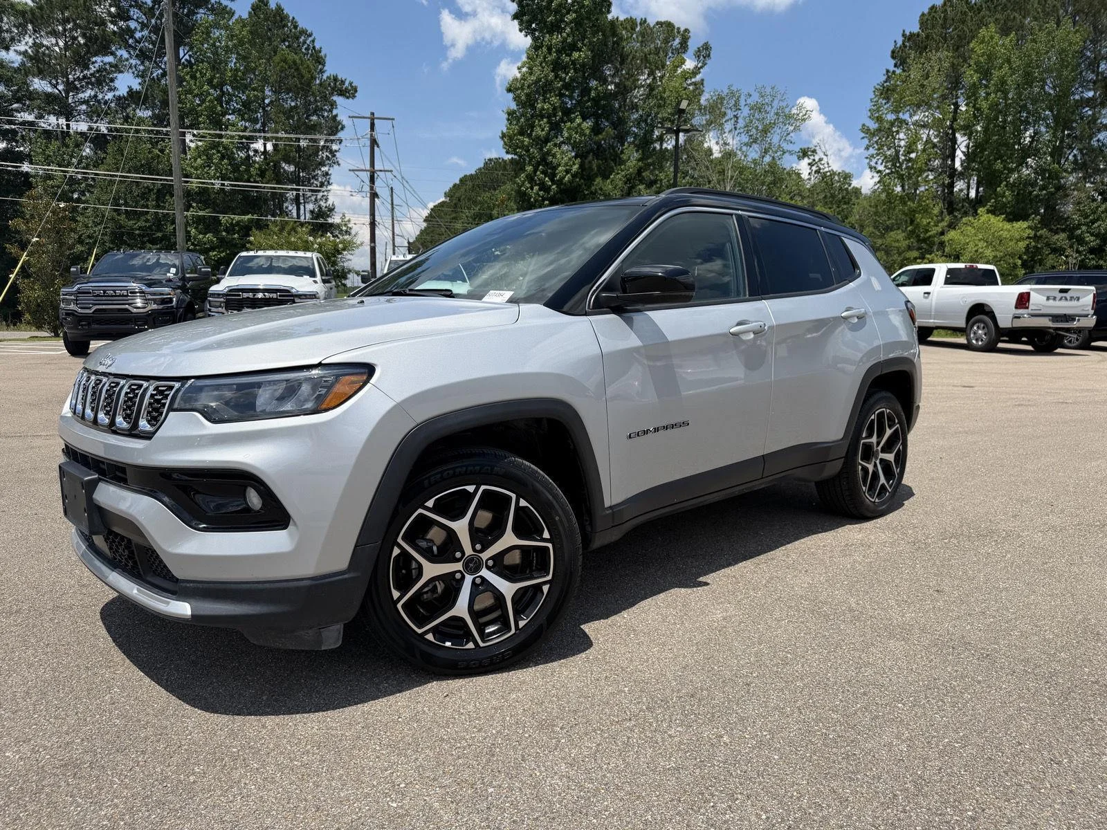 2025 Jeep Compass Limited 4X4's photo