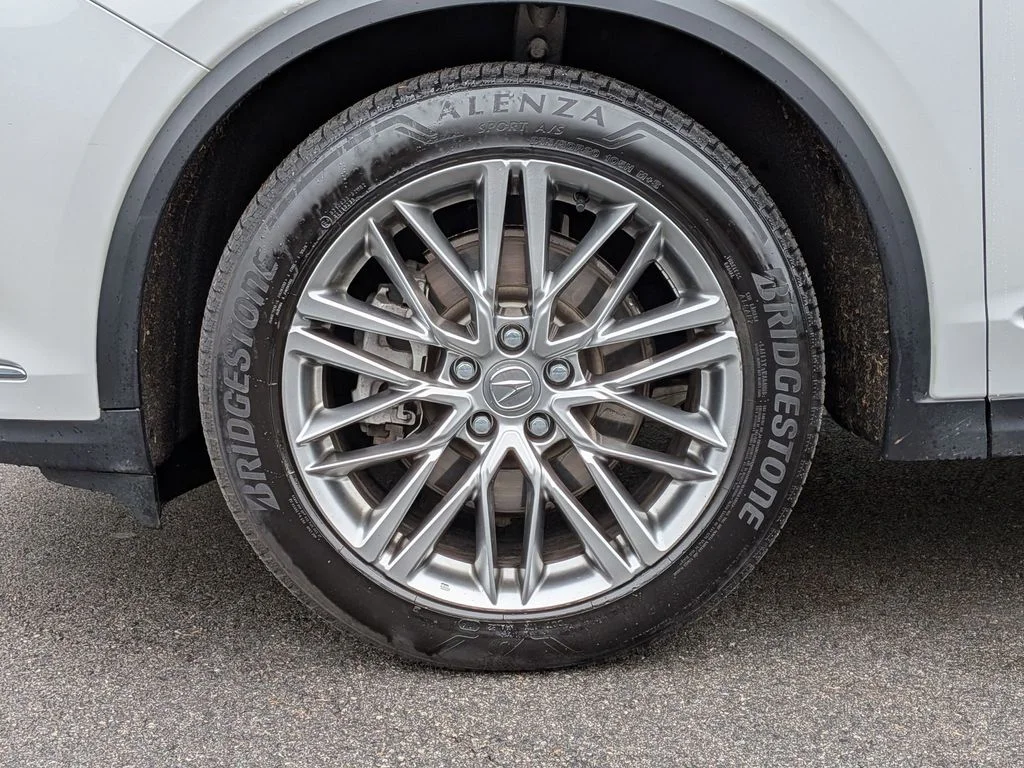 Used 2023  Acura Advance image 36
