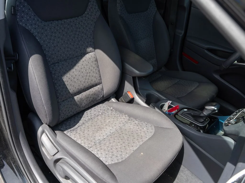 Used 2017 Black Hyundai SEL image 9