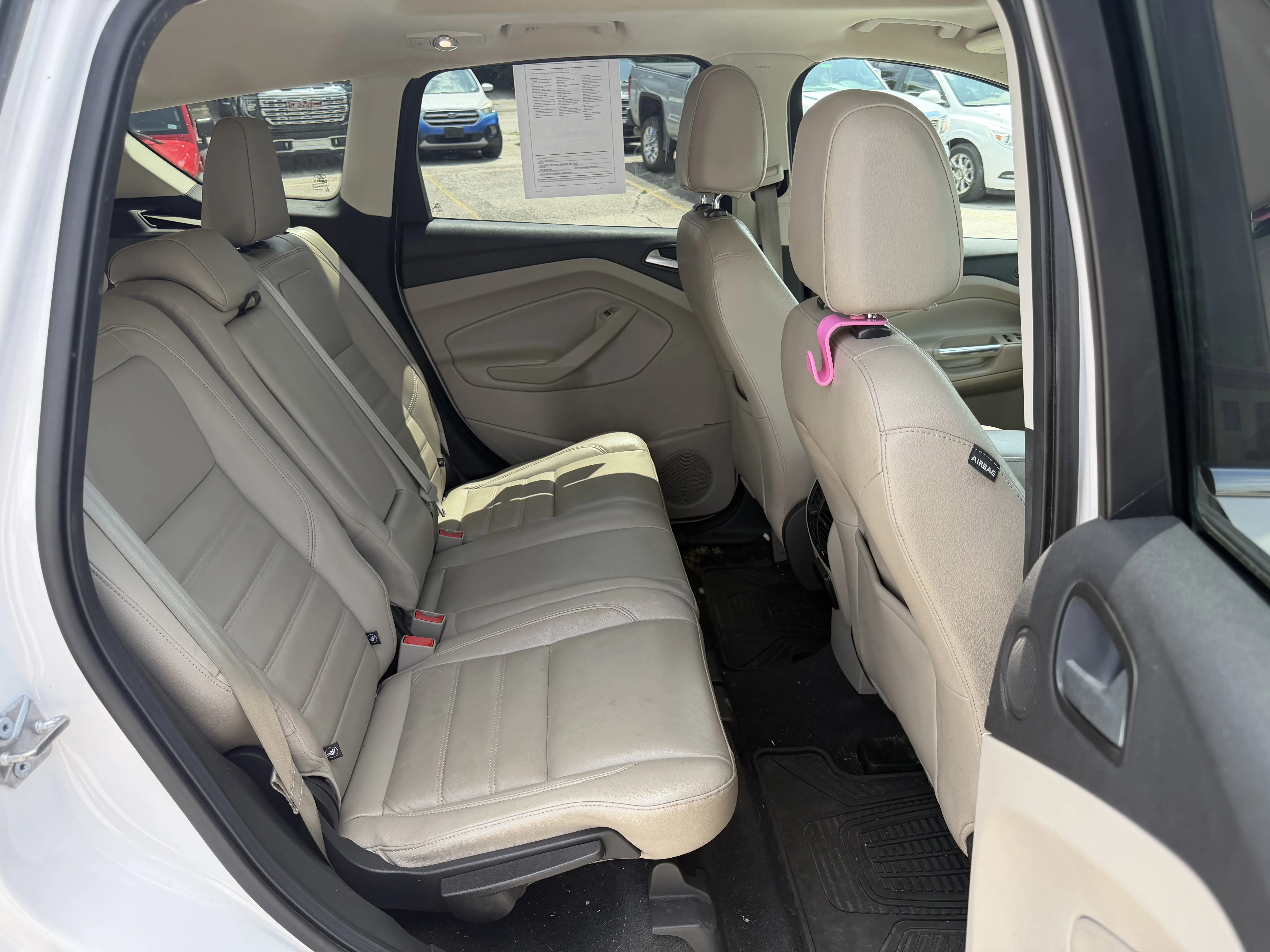 Used 2017  Ford Titanium image 10