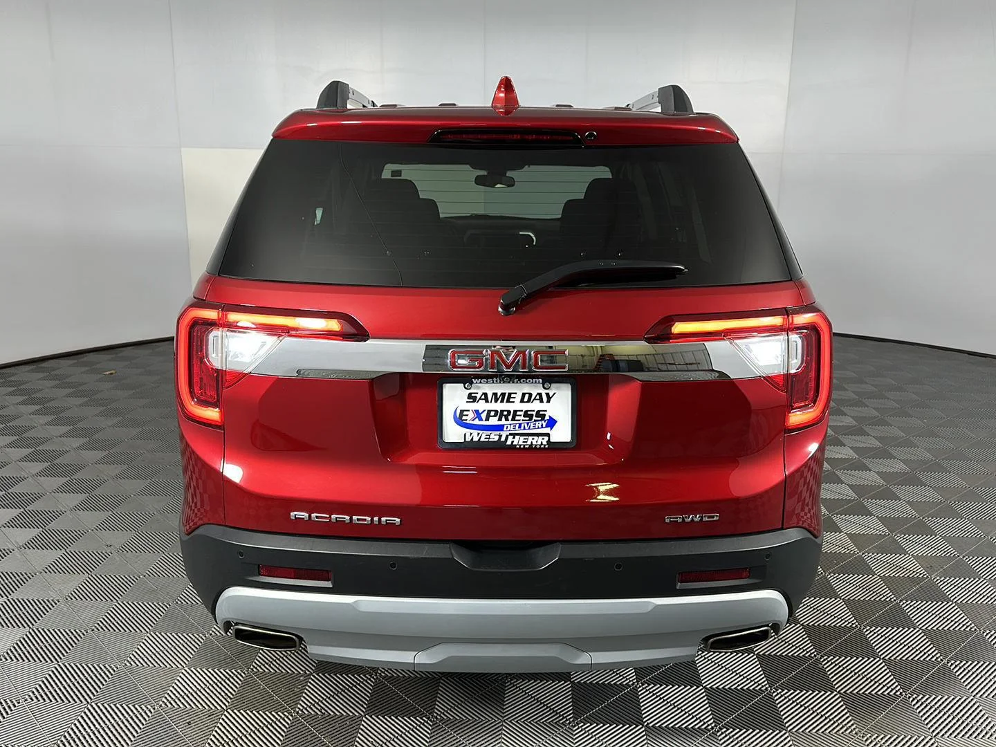 Used 2021 Cayenne Red Tintcoat GMC SLE image 7