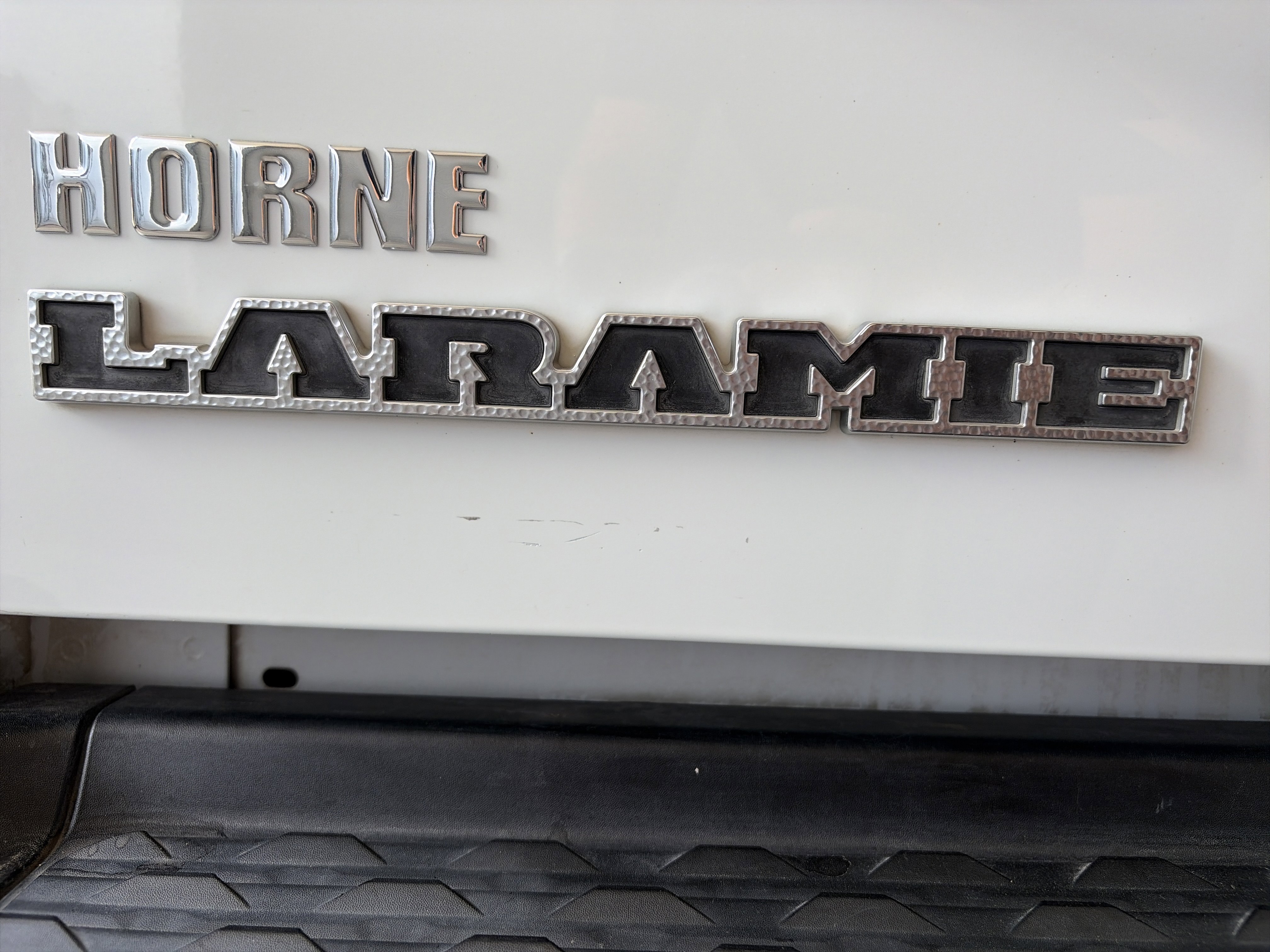 Used 2022 White Ram Laramie image 26