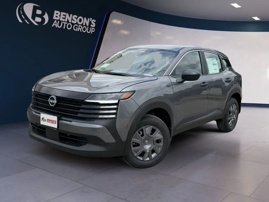 2026 Nissan Kicks 2.0 S's photo