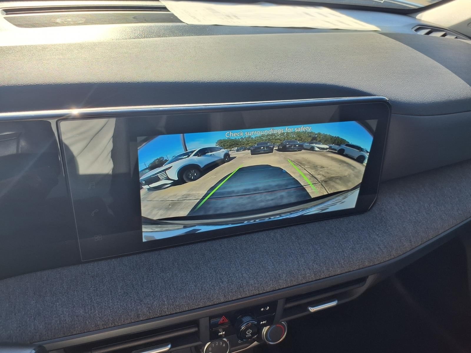 2027 Nissan Kicks photo 20 of 26