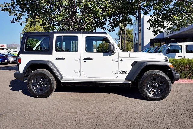 New 2026 Bright White Clear-Coat Exterior Paint Jeep Sport image 6
