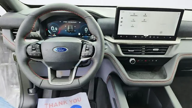 2026 Ford Explorer ST-Line - Photo 14