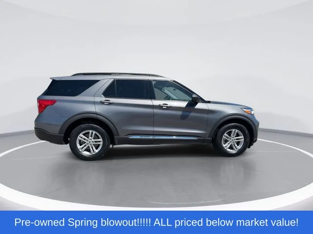Used 2023 Gray Ford XLT image 9
