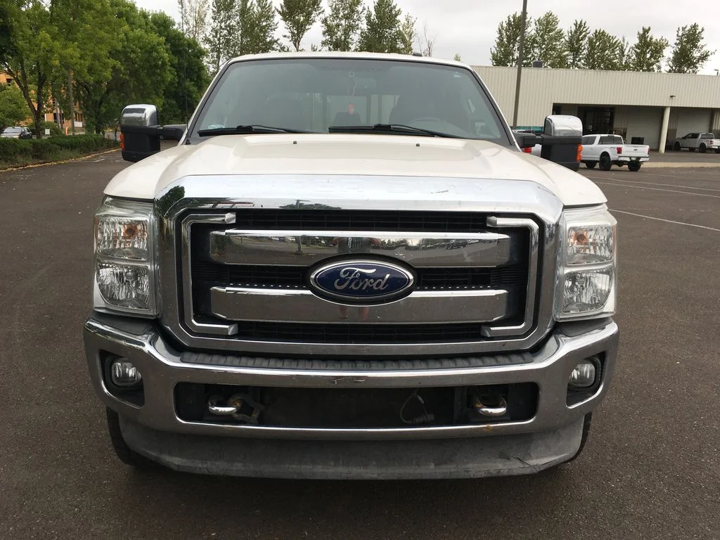Used 2011 White Ford  image 9