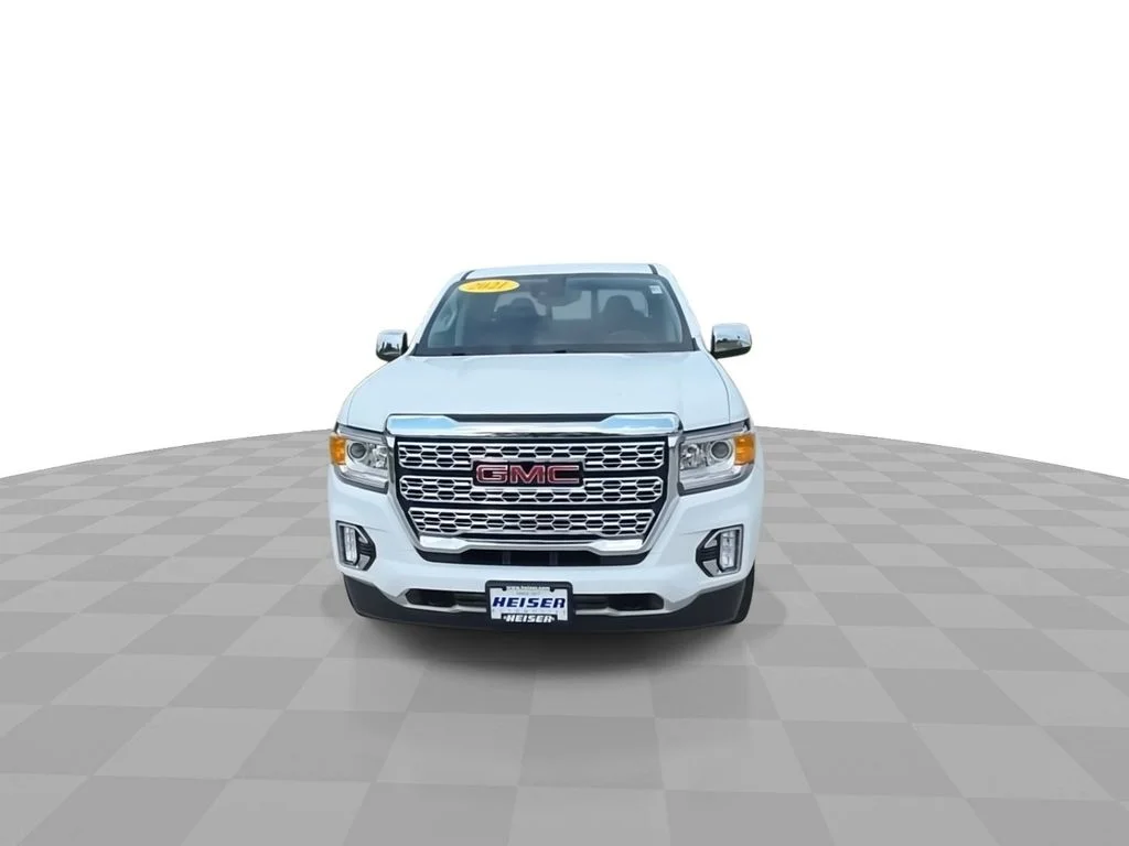 Used 2021 White GMC Denali image 3