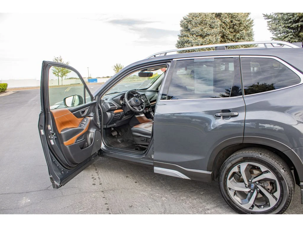 Used 2022 Magnetite Gray Metallic Subaru Touring image 26