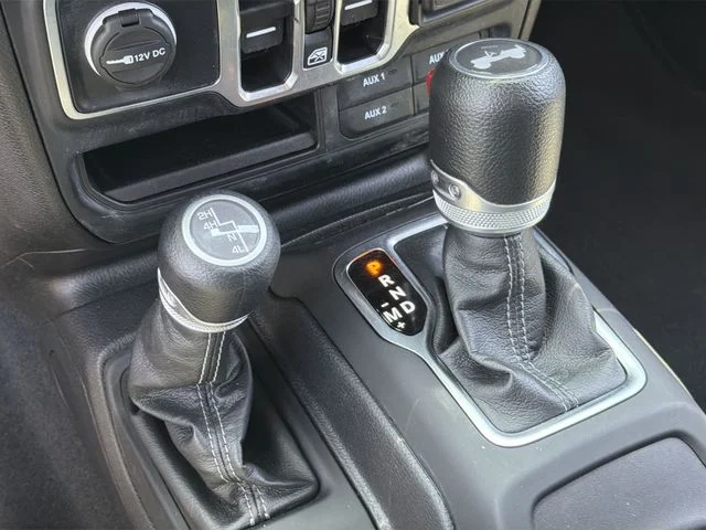 Used 2024 White Jeep Sport S image 26