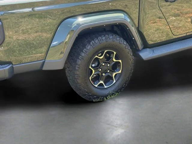 Used 2022 Green Jeep Sport image 15