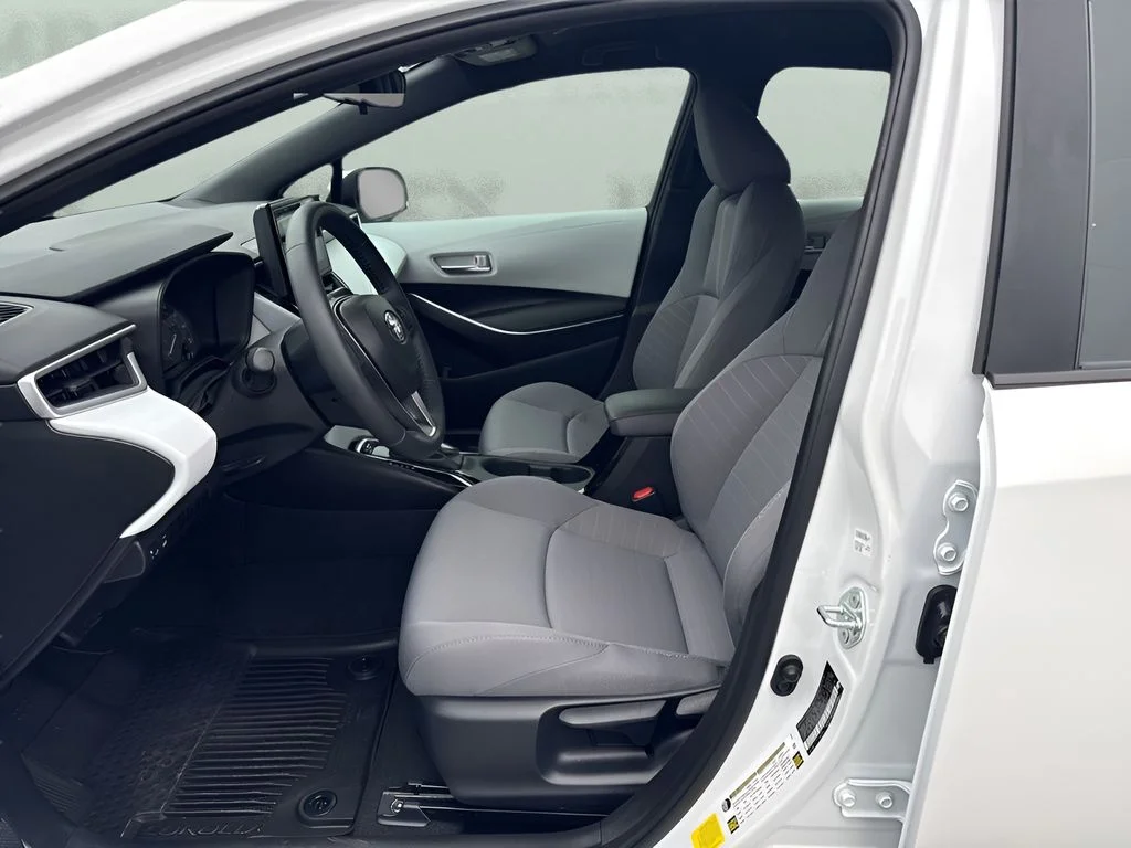 Used 2024 White Toyota SE image 9