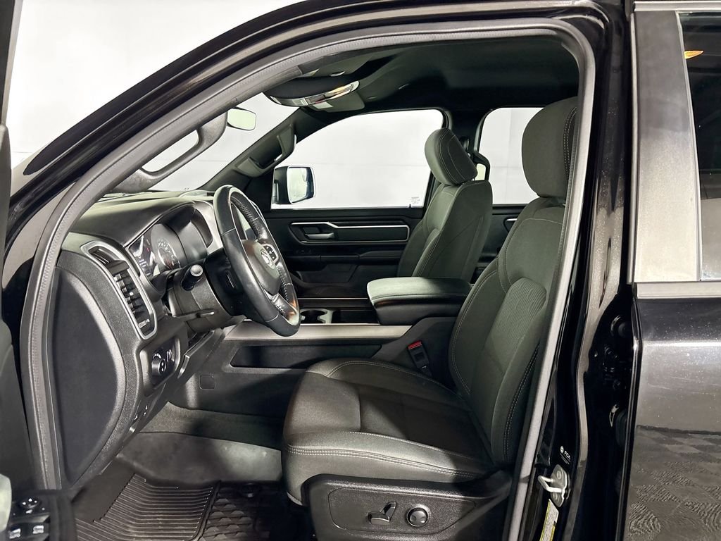 Certified Used 2023 Black Ram Big Horn/Lone Star image 12