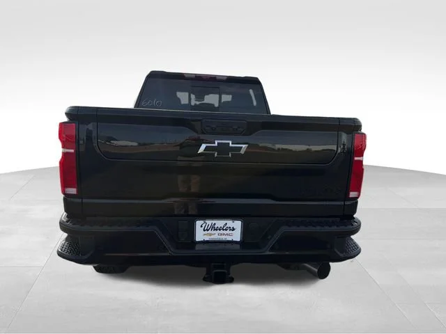 New 2026 Black Chevrolet High Country image 4