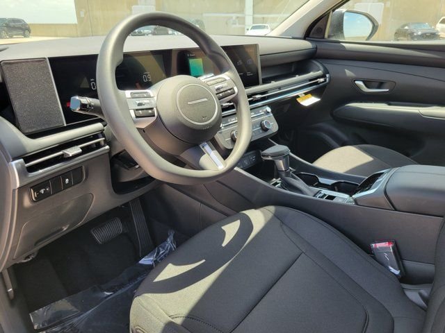 New 2026 White Hyundai SE FWD image 10