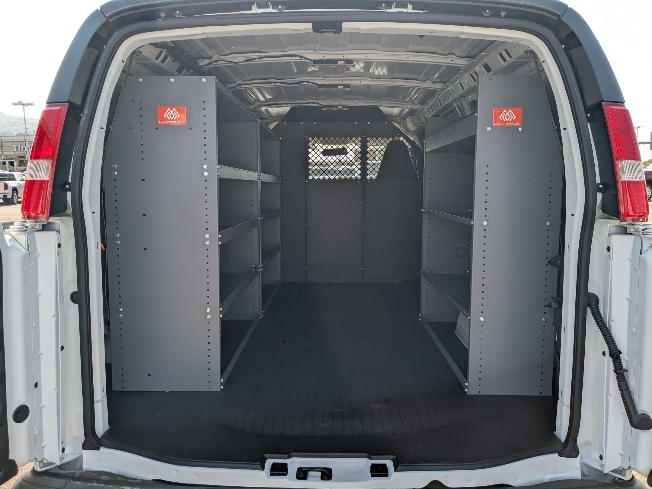 2025 GMC Savana Cargo Work Van - Photo 14