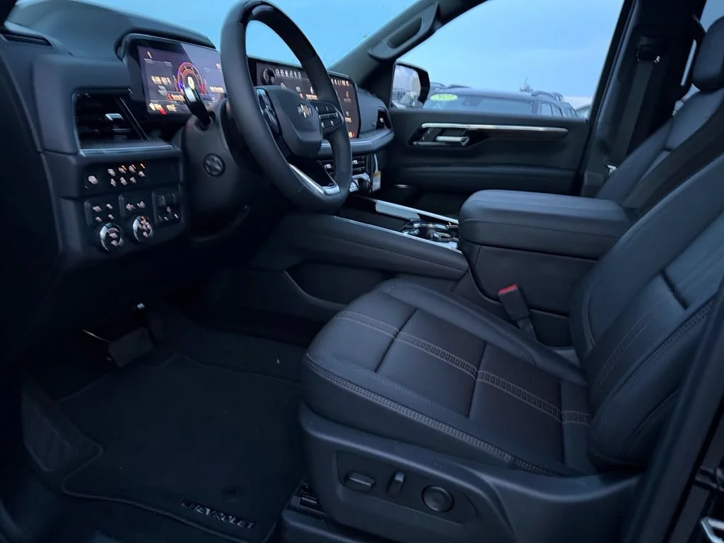 2026 Chevrolet Suburban High Country - Photo 11