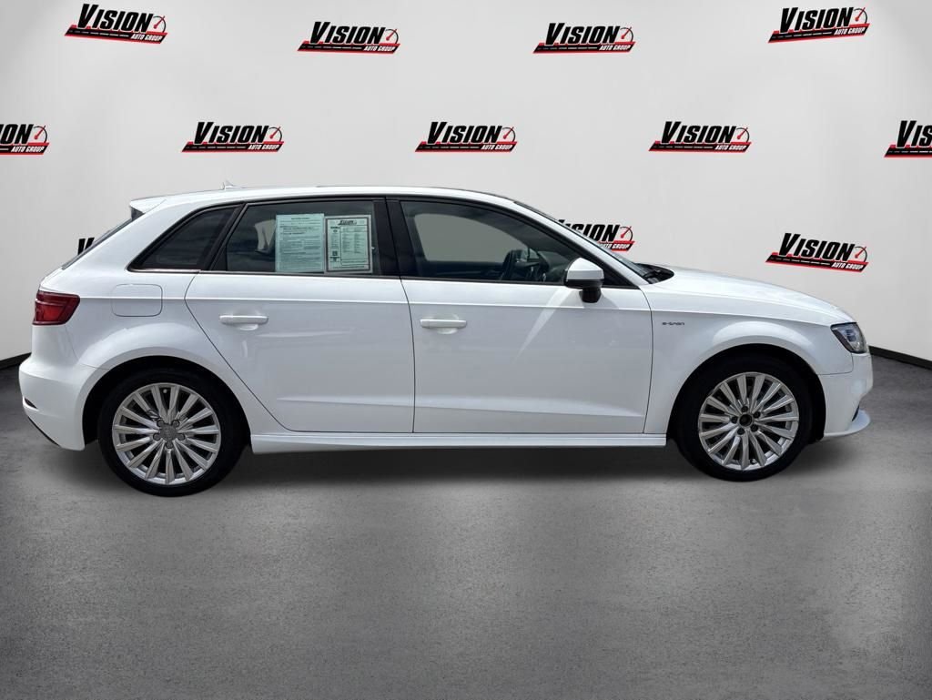 Used 2017 White Audi 1.4T Premium image 4