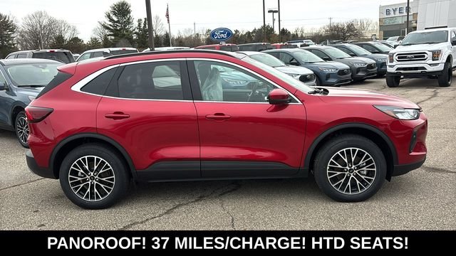 New 2026 Rapid Red Metallic Tinted Clearcoat Ford Plug-In PHEV image 29