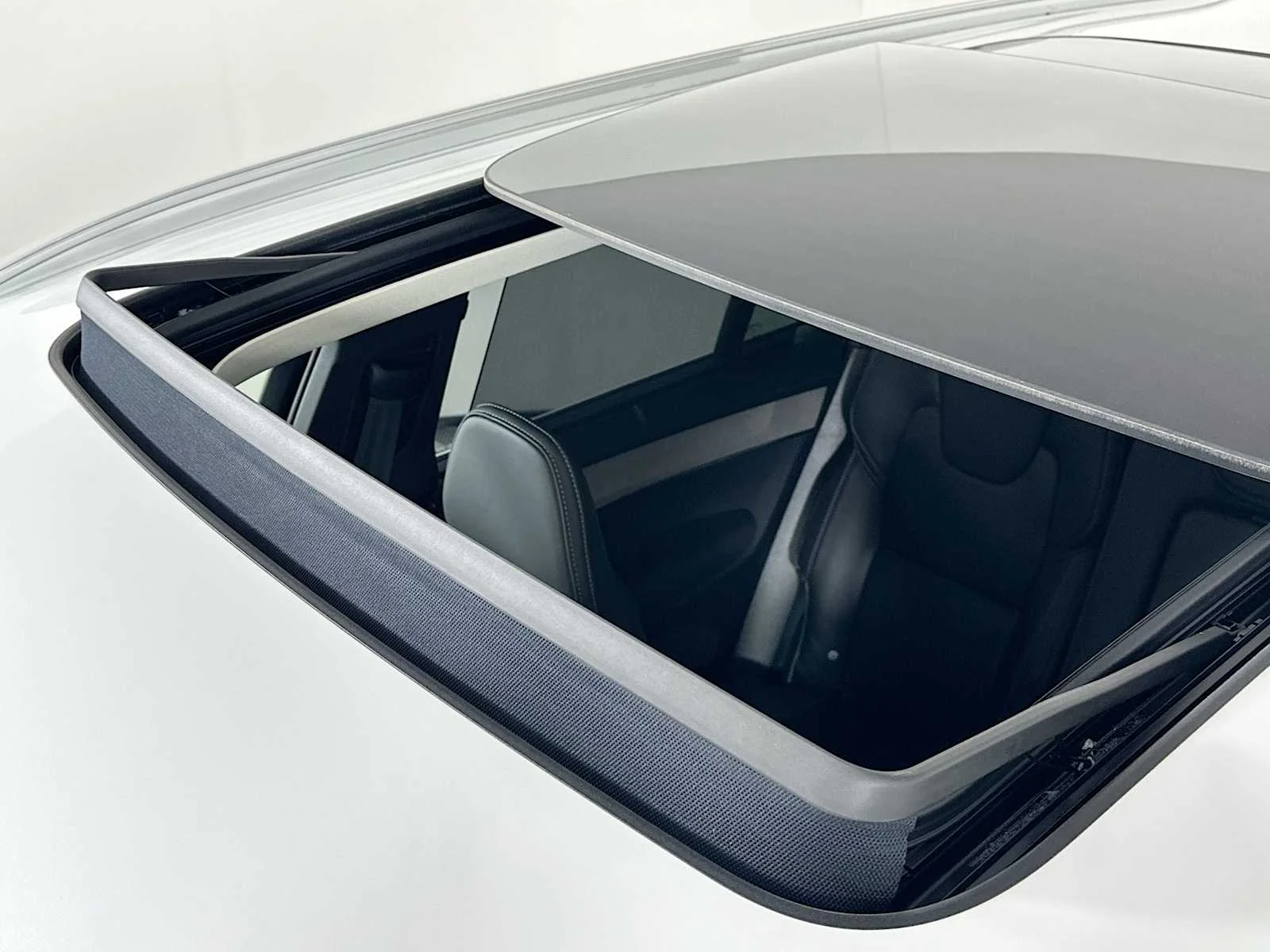 2025 Volvo XC90 Ultra - Photo 19