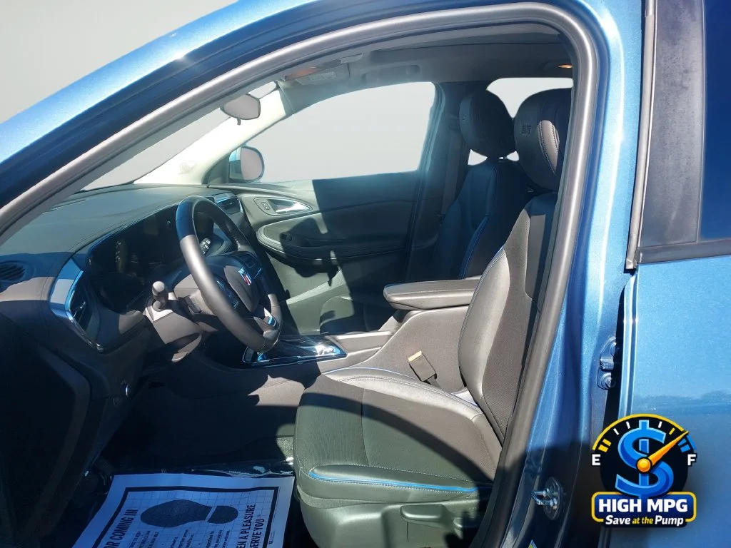 Used 2025 Blue Buick Sport Touring image 29