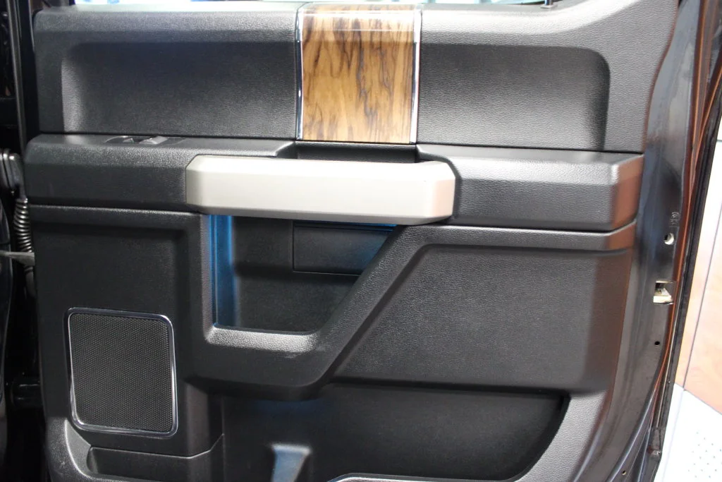 Used 2018 Shadow Black Ford Lariat image 53