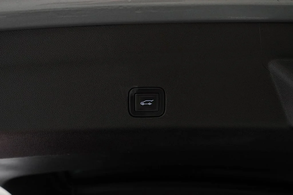 2023 Chevrolet Suburban High Country - Photo 34