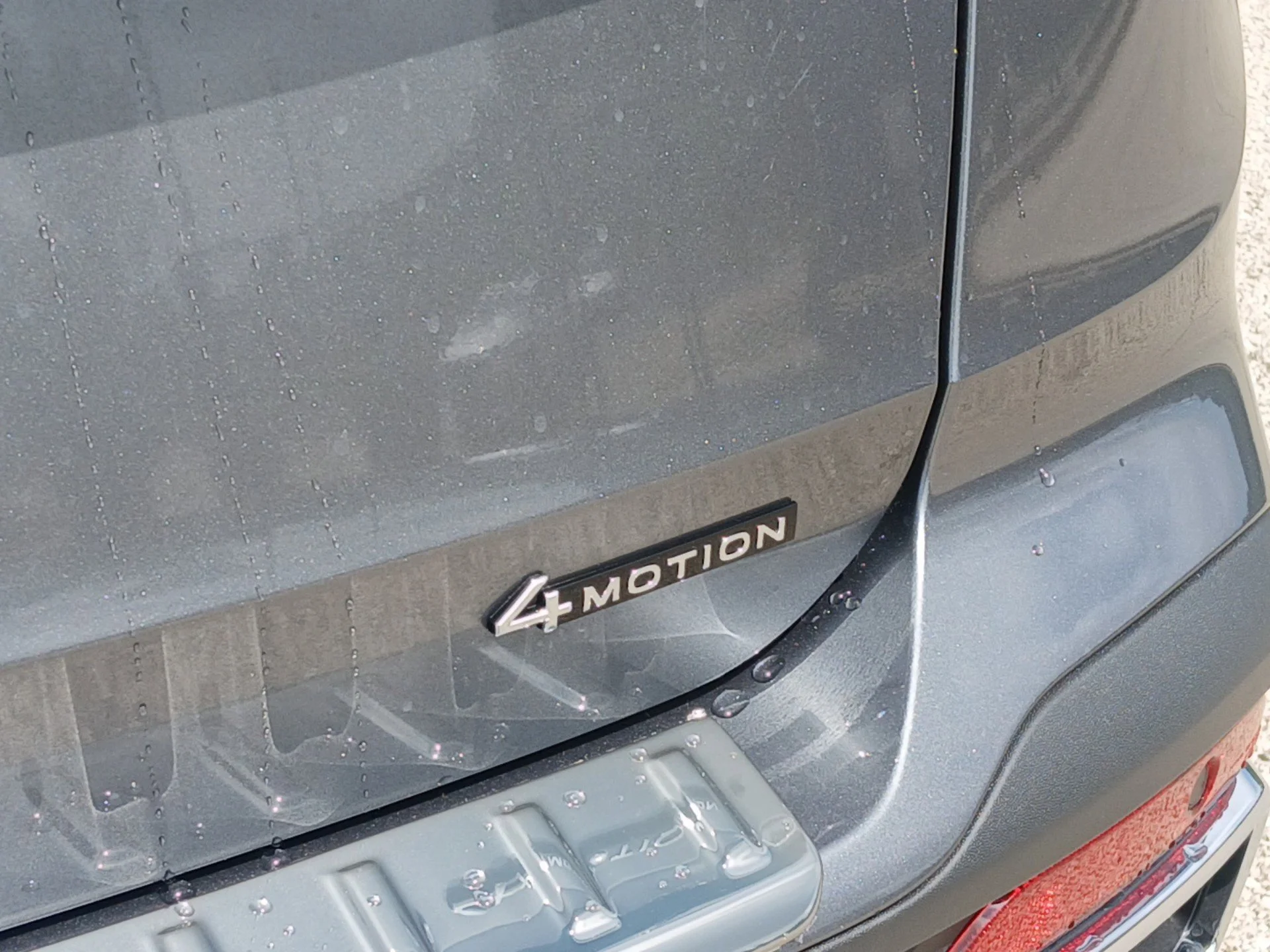 New 2026 Platinum Gray Metallic Volkswagen 1.5T SE image 24