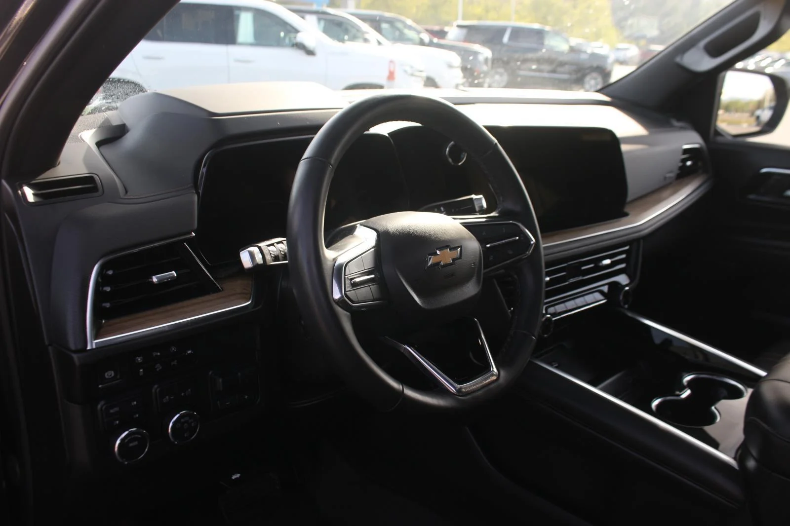 Used 2025 Black Chevrolet High Country image 18