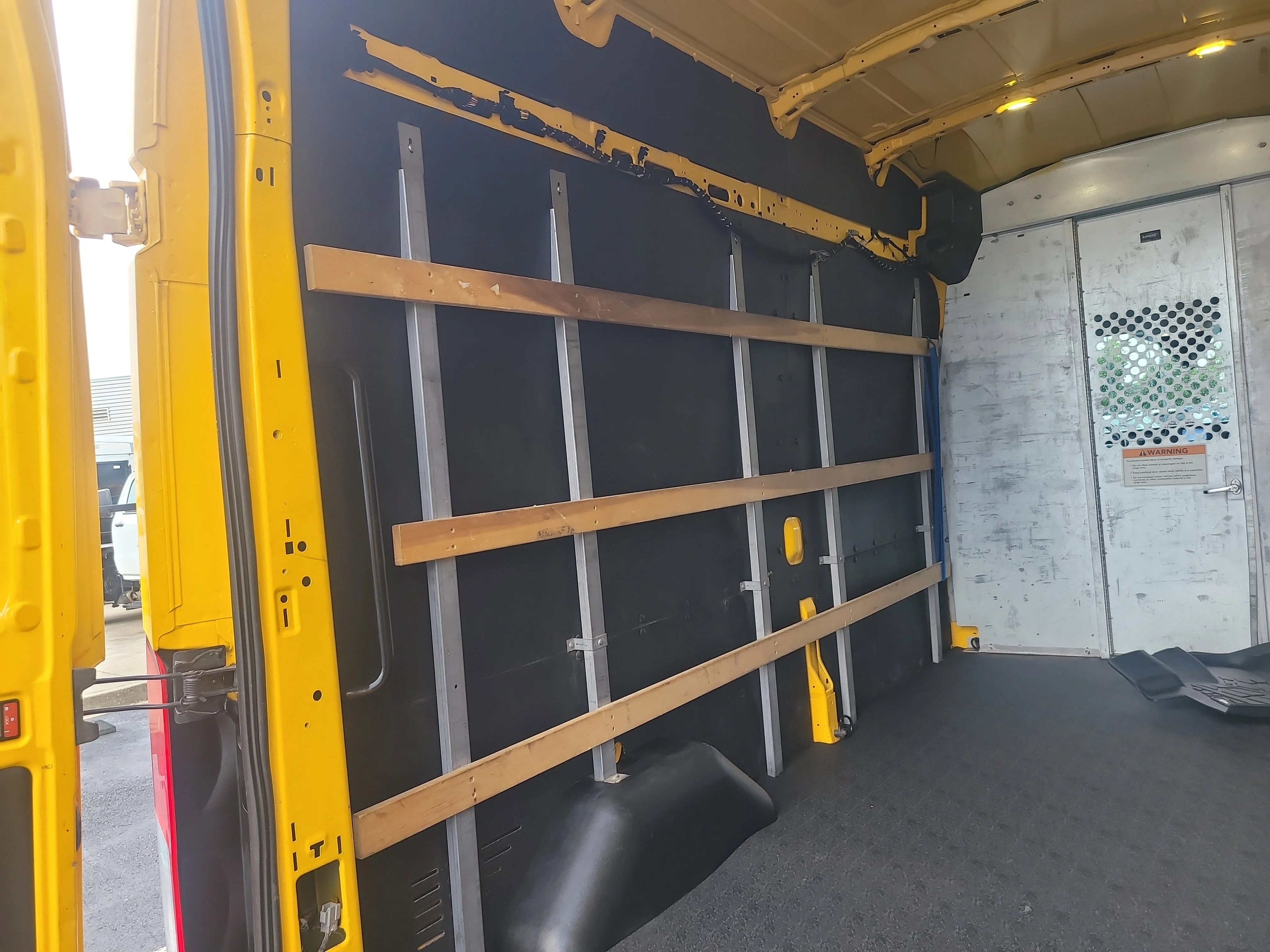 Used 2021 School Bus Yellow Ford  image 23