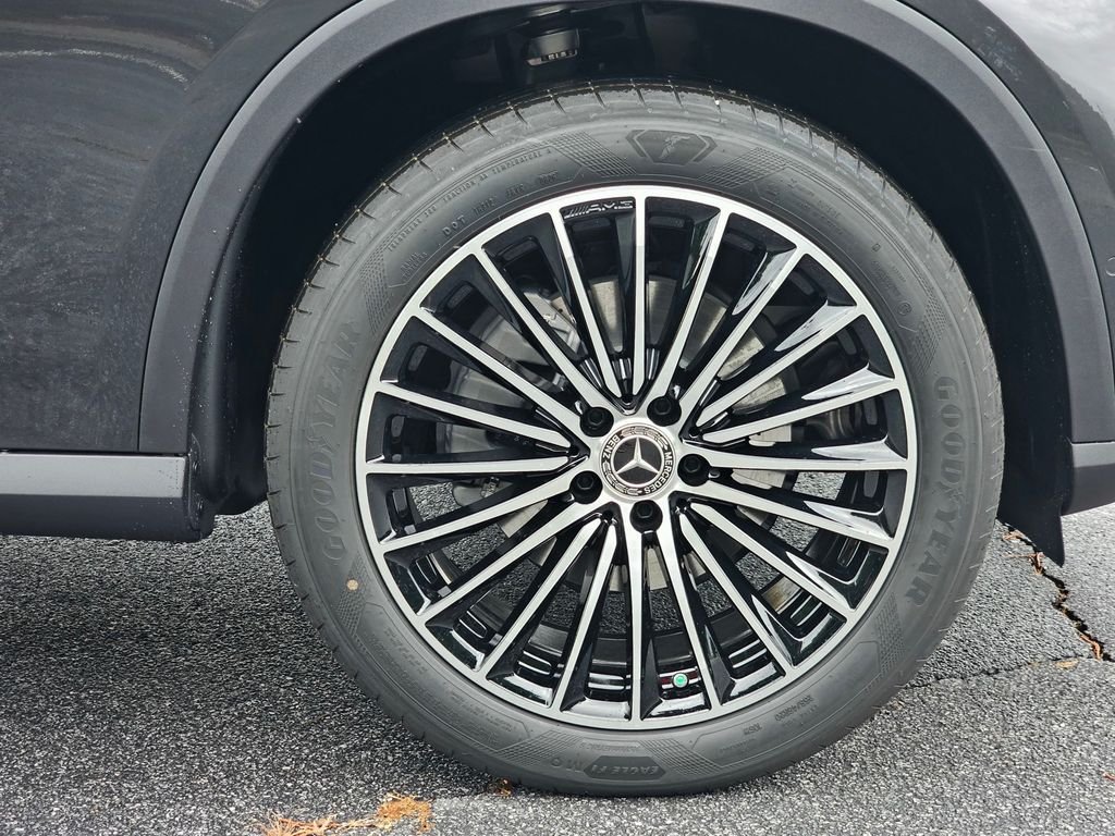 New 2026 Graphite Grey Metallic Mercedes-Benz GLC 300 image 13