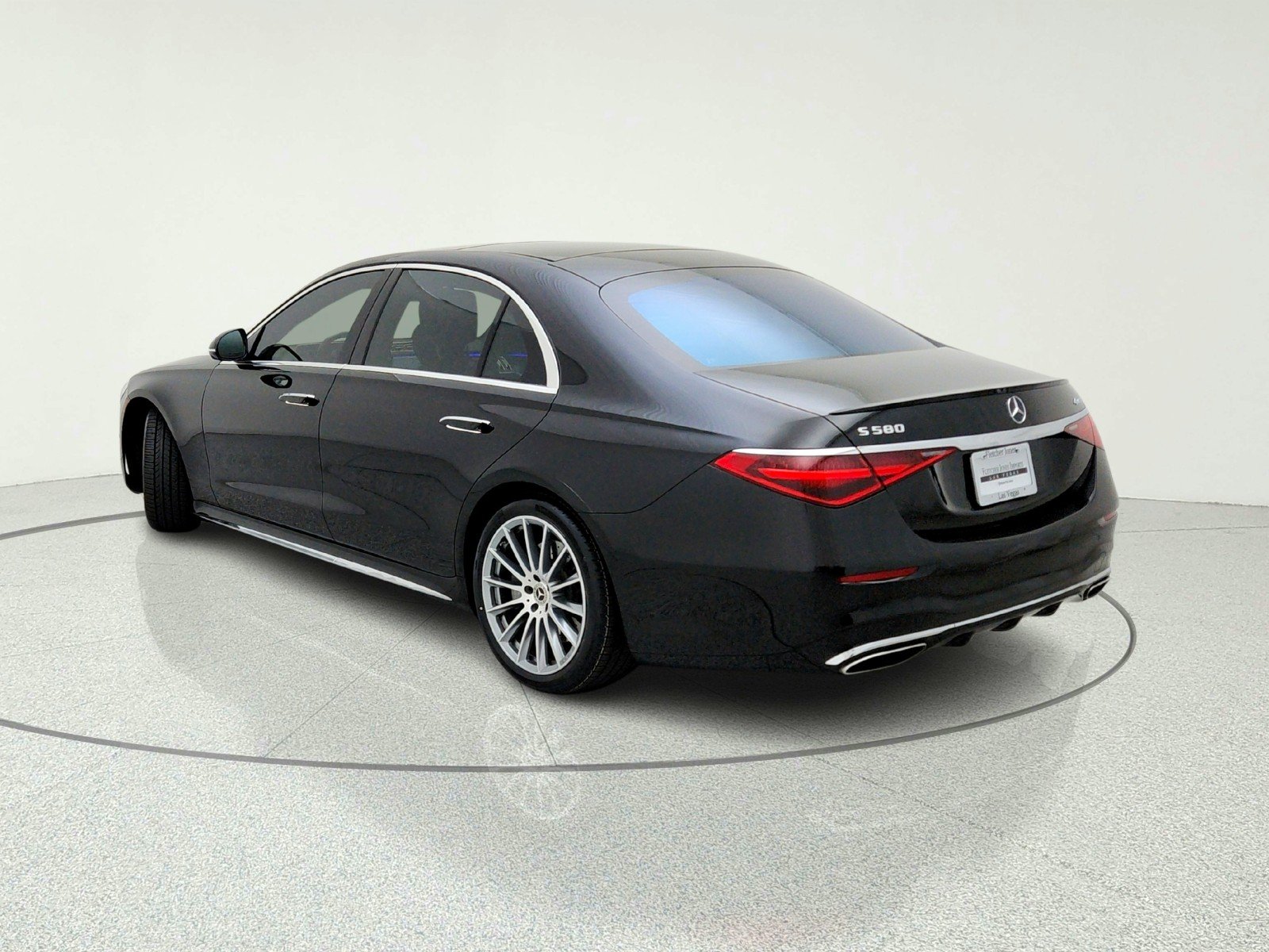 Certified Used 2023 Obsidian Black Mercedes-Benz S 580 image 12