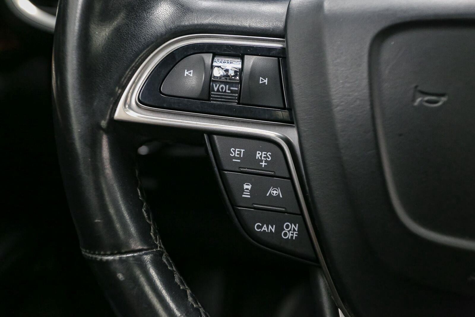 Used 2020 Magnetic Gray Lincoln Reserve image 39